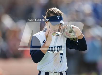 Thumbnail 3 in Valor Christian vs. Chaparral (CHSAA 5A First Round) photogallery.