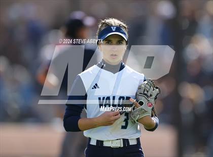Thumbnail 2 in Valor Christian vs. Chaparral (CHSAA 5A First Round) photogallery.