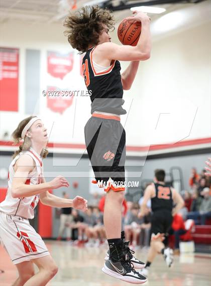 Thumbnail 3 in Amanda-Clearcreek vs Johnstown-Monroe (OHSAA D3 Sectional Playoff) photogallery.