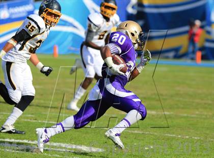 Thumbnail 3 in Mission Bay vs. St. Augustine (CIF SDS D2 Final) photogallery.