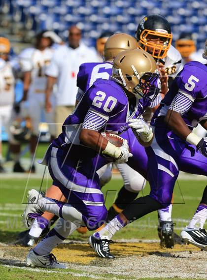 Thumbnail 3 in Mission Bay vs. St. Augustine (CIF SDS D2 Final) photogallery.