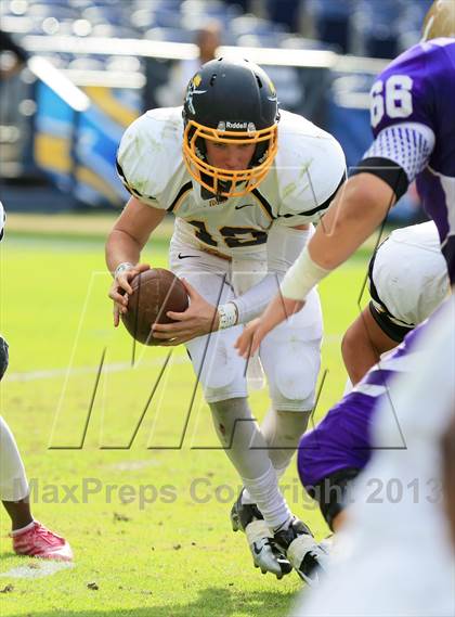 Thumbnail 3 in Mission Bay vs. St. Augustine (CIF SDS D2 Final) photogallery.