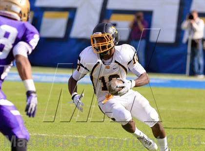 Thumbnail 2 in Mission Bay vs. St. Augustine (CIF SDS D2 Final) photogallery.