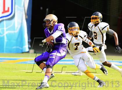 Thumbnail 3 in Mission Bay vs. St. Augustine (CIF SDS D2 Final) photogallery.