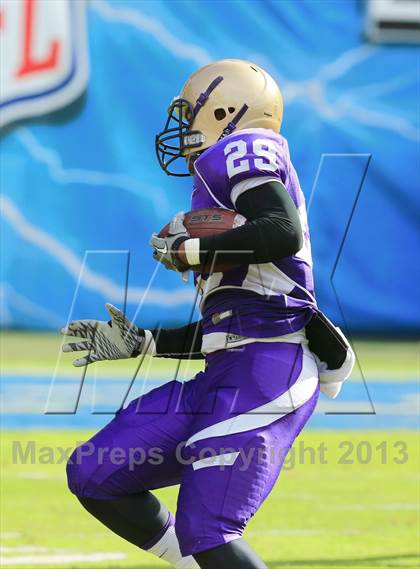 Thumbnail 3 in Mission Bay vs. St. Augustine (CIF SDS D2 Final) photogallery.