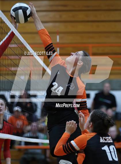 Thumbnail 3 in Fairfield Union @ Amanda-Clearcreek photogallery.