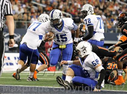 Thumbnail 2 in Gilmer vs. Navasota (UIL 3A Division 2 Final) photogallery.