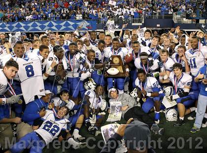 Thumbnail 1 in Gilmer vs. Navasota (UIL 3A Division 2 Final) photogallery.