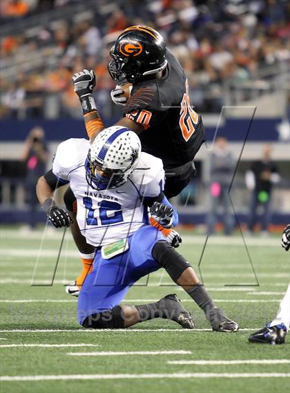 Thumbnail 2 in Gilmer vs. Navasota (UIL 3A Division 2 Final) photogallery.