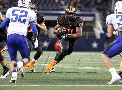 Thumbnail 1 in Gilmer vs. Navasota (UIL 3A Division 2 Final) photogallery.