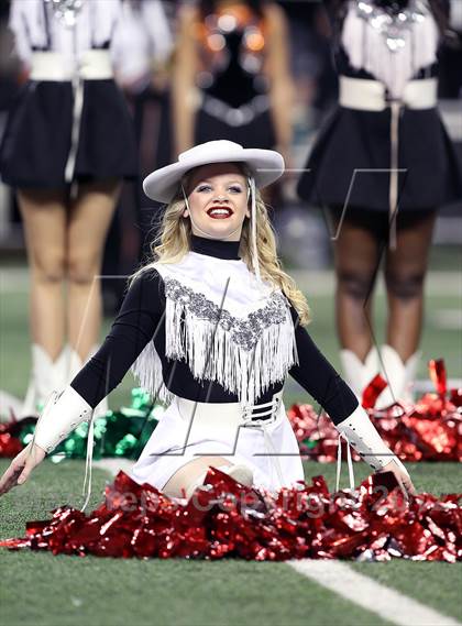 Thumbnail 3 in Gilmer vs. Navasota (UIL 3A Division 2 Final) photogallery.