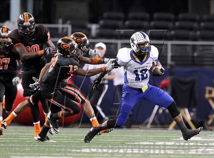 Thumbnail 2 in Gilmer vs. Navasota (UIL 3A Division 2 Final) photogallery.