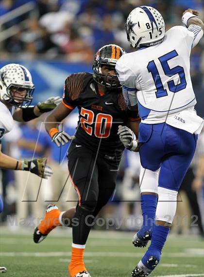 Thumbnail 1 in Gilmer vs. Navasota (UIL 3A Division 2 Final) photogallery.