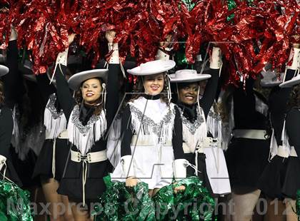 Thumbnail 2 in Gilmer vs. Navasota (UIL 3A Division 2 Final) photogallery.