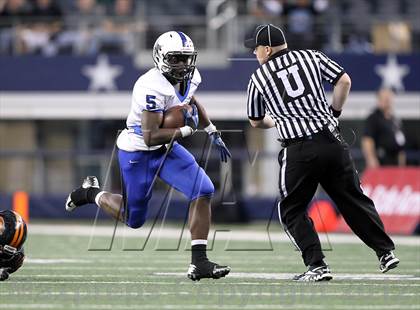 Thumbnail 3 in Gilmer vs. Navasota (UIL 3A Division 2 Final) photogallery.