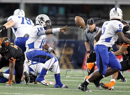 Thumbnail 3 in Gilmer vs. Navasota (UIL 3A Division 2 Final) photogallery.