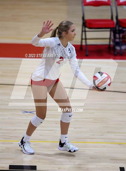 Thumbnail 3 in Valor Christian @ Regis Jesuit photogallery.