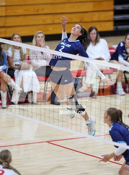 Thumbnail 3 in Valor Christian @ Regis Jesuit photogallery.