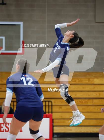 Thumbnail 3 in Valor Christian @ Regis Jesuit photogallery.