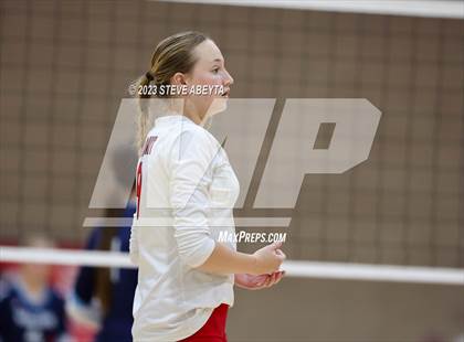 Thumbnail 3 in Valor Christian @ Regis Jesuit photogallery.