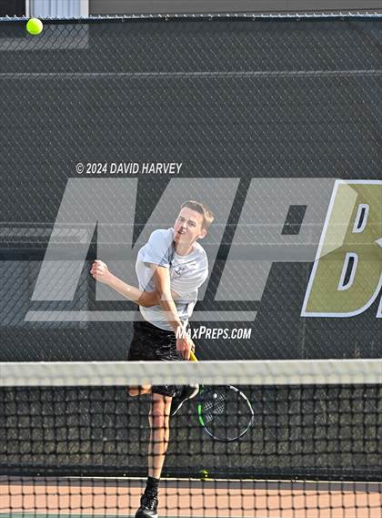 Thumbnail 3 in Cloumbine vs Bear Creek photogallery.