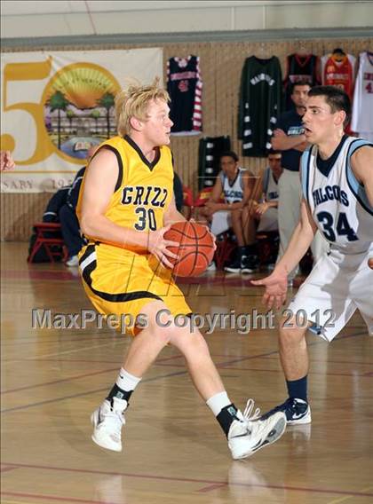 Thumbnail 3 in Galena vs. Crescenta Valley (MaxPreps Holiday Classic) photogallery.