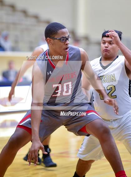 Thumbnail 2 in Edison [Thomas A.] vs Lee [Robert E.] (SAISD Invitational) photogallery.