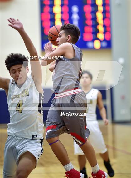 Thumbnail 3 in Edison [Thomas A.] vs Lee [Robert E.] (SAISD Invitational) photogallery.