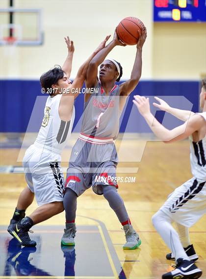 Thumbnail 2 in Edison [Thomas A.] vs Lee [Robert E.] (SAISD Invitational) photogallery.