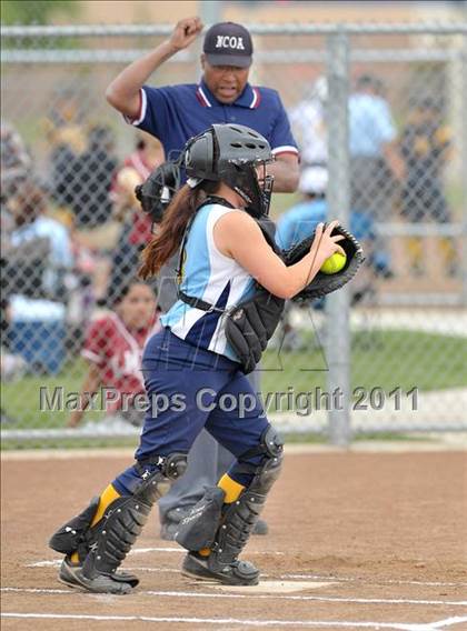 Thumbnail 2 in Center vs. McClatchy (River City Tournament) photogallery.