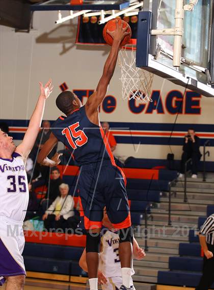 Thumbnail 1 in Valencia vs. Eastside Catholic (Chaminade Christmas Classic) photogallery.