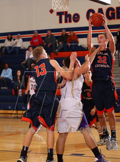 Thumbnail 2 in Valencia vs. Eastside Catholic (Chaminade Christmas Classic) photogallery.