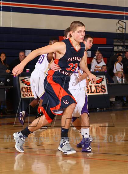 Thumbnail 3 in Valencia vs. Eastside Catholic (Chaminade Christmas Classic) photogallery.