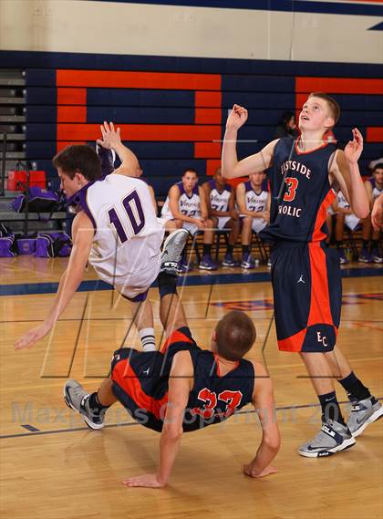 Thumbnail 3 in Valencia vs. Eastside Catholic (Chaminade Christmas Classic) photogallery.