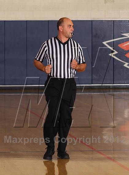 Thumbnail 3 in Valencia vs. Eastside Catholic (Chaminade Christmas Classic) photogallery.