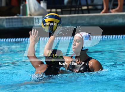 Thumbnail 2 in Santa Cruz vs Menlo-Atherton (Amanda MacDonald Tournament) photogallery.