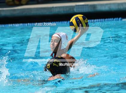 Thumbnail 1 in Santa Cruz vs Menlo-Atherton (Amanda MacDonald Tournament) photogallery.