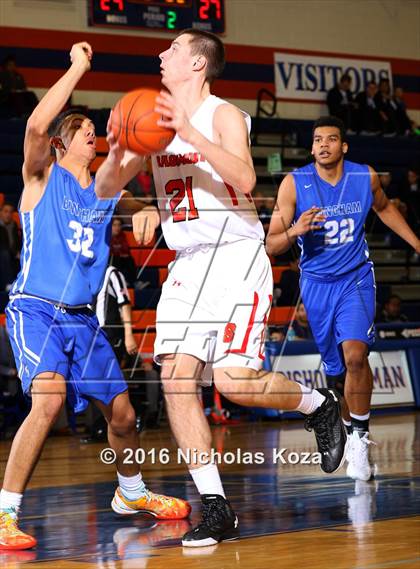 Thumbnail 2 in Bingham vs. Sagemont (Tarkanian Classic) photogallery.