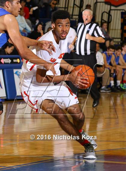 Thumbnail 2 in Bingham vs. Sagemont (Tarkanian Classic) photogallery.