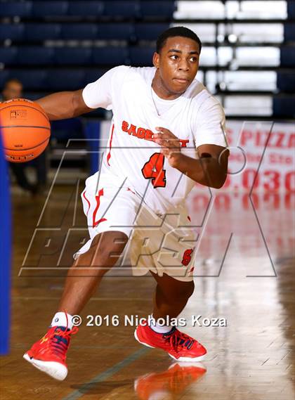 Thumbnail 3 in Bingham vs. Sagemont (Tarkanian Classic) photogallery.