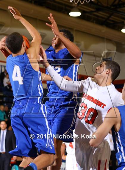 Thumbnail 3 in Bingham vs. Sagemont (Tarkanian Classic) photogallery.