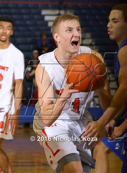 Thumbnail 3 in Bingham vs. Sagemont (Tarkanian Classic) photogallery.