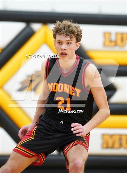 Thumbnail 3 in Cardinal Mooney Catholic @ Lutheran North photogallery.