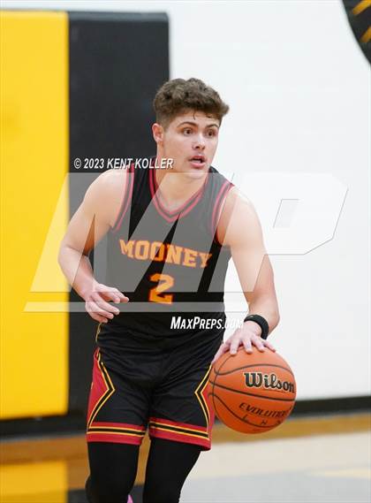 Thumbnail 1 in Cardinal Mooney Catholic @ Lutheran North photogallery.