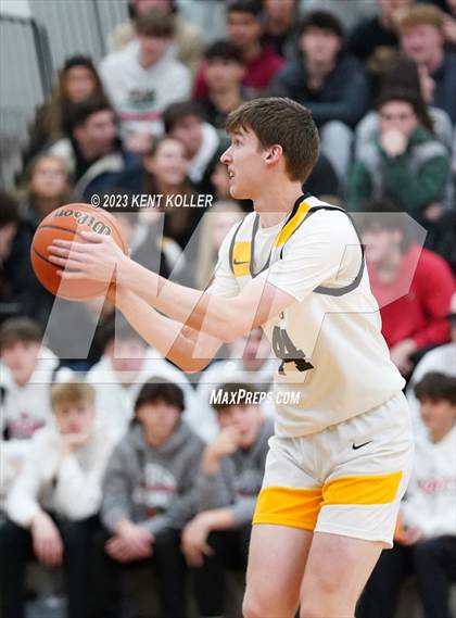 Thumbnail 3 in Cardinal Mooney Catholic @ Lutheran North photogallery.