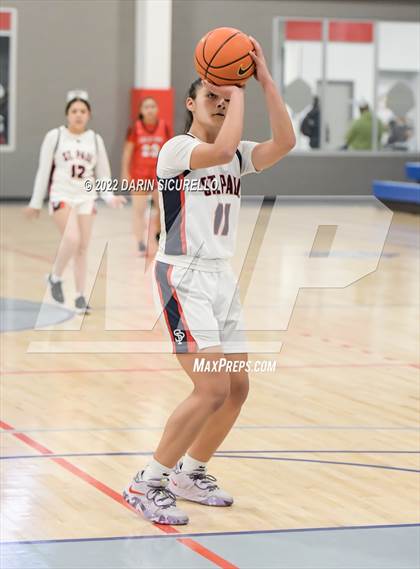 Thumbnail 1 in Great Oak vs. St. Paul (NIKE Tournament of Champions) photogallery.