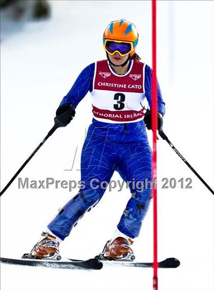 Thumbnail 3 in 2012 Evan Wood Memorial Race photogallery.