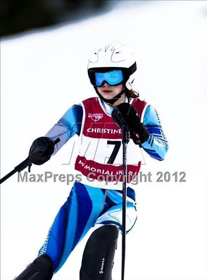 Thumbnail 1 in 2012 Evan Wood Memorial Race photogallery.