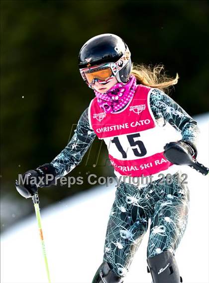 Thumbnail 3 in 2012 Evan Wood Memorial Race photogallery.