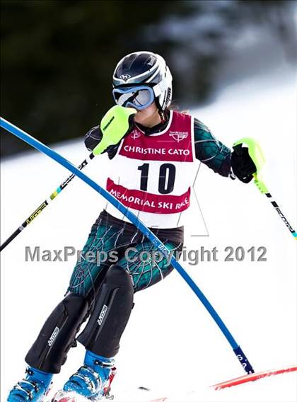Thumbnail 1 in 2012 Evan Wood Memorial Race photogallery.